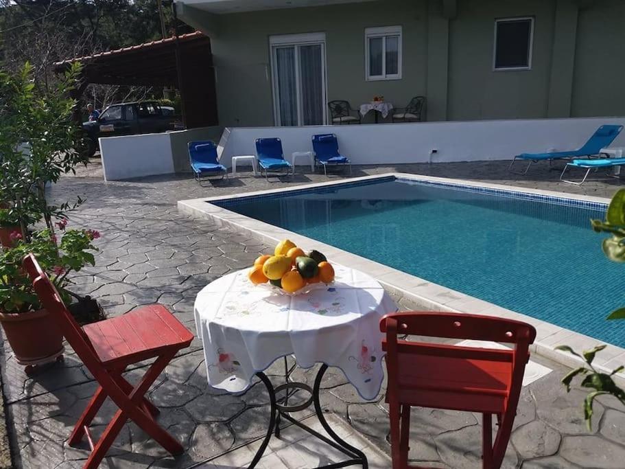 Greek Style Ground Floor Apartment & Pool Ялиссос Экстерьер фото